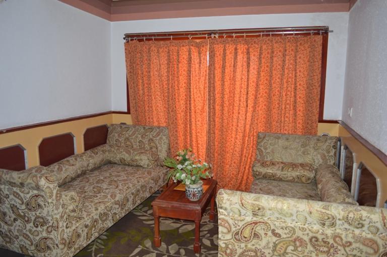 Shah Abbas Hotel At Dal Lake Srinagar  Exterior photo